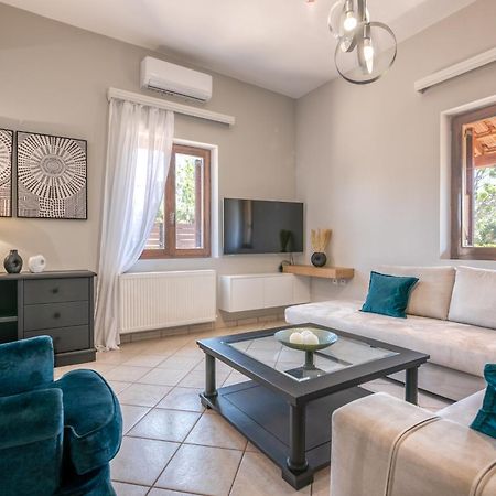 Sunbeam Village House- 5Min From Falassarna Bch كيساموس المظهر الخارجي الصورة